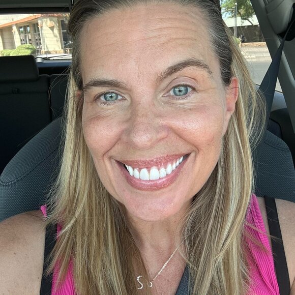 Meet your Posher, Trudy - Picture 1 of 2